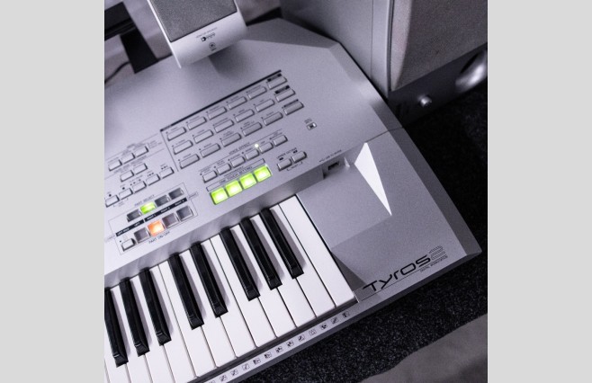 Used Yamaha Tyros 2 Keyboard With MS02 Speakers (SN:GBRALP01329) - Image 8